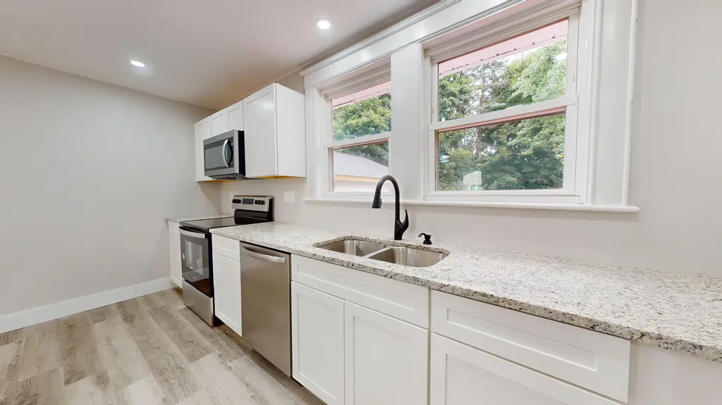 11 Shirley Street Lewiston ME 04240