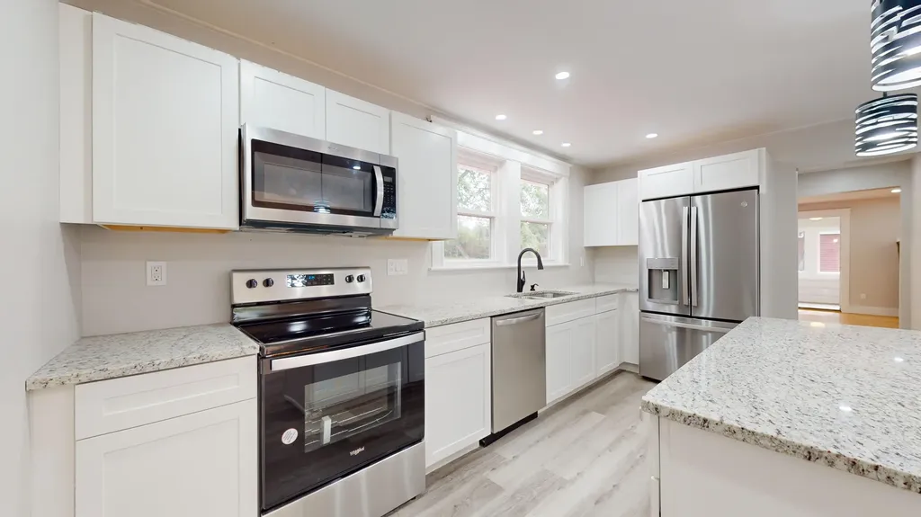 11 Shirley Street Lewiston ME 04240
