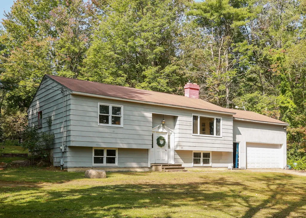 65 Everett Road Poland ME 04274