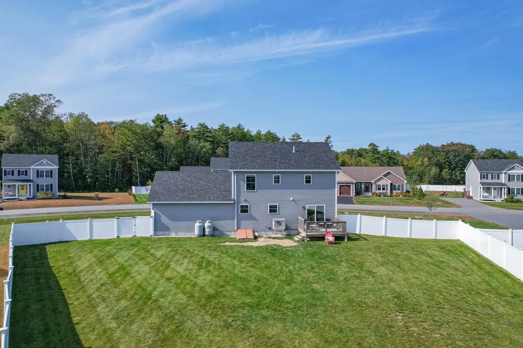 8 Champagne Lane Lisbon ME 04250
