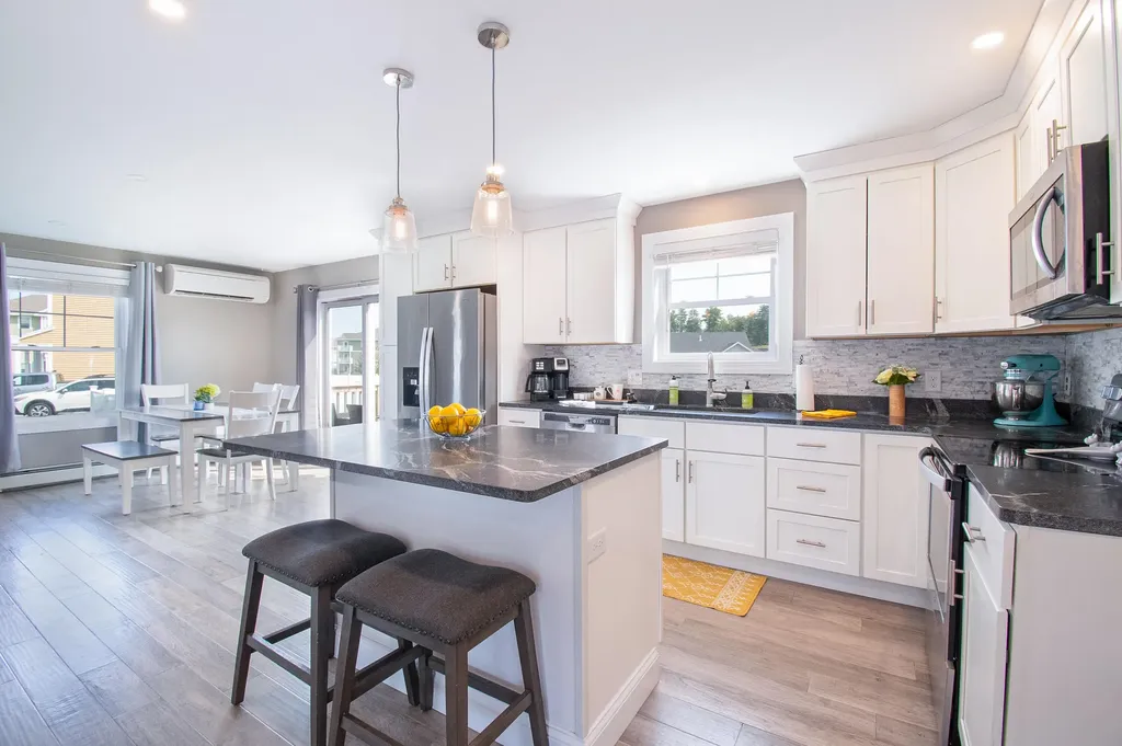 8 Champagne Lane Lisbon ME 04250