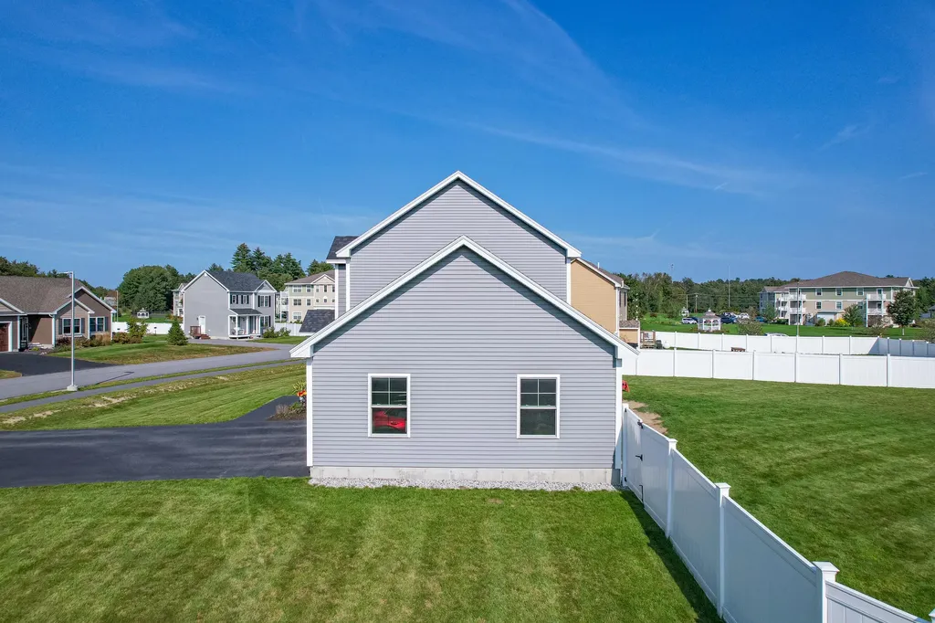 8 Champagne Lane Lisbon ME 04250