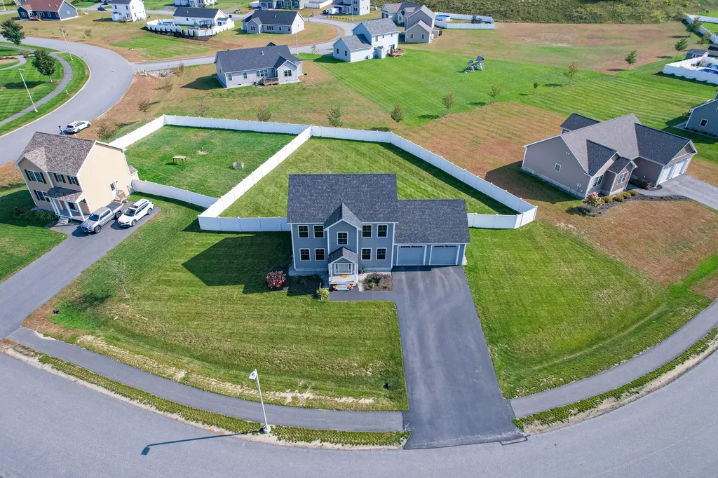 8 Champagne Lane Lisbon ME 04250