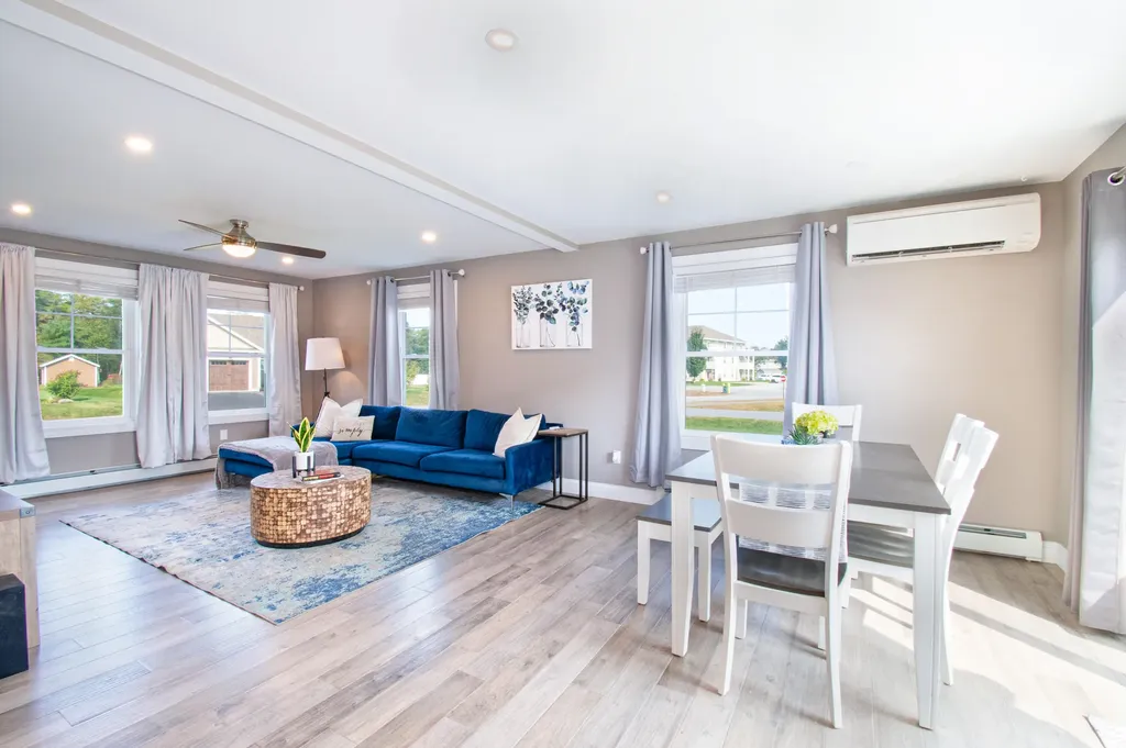 8 Champagne Lane Lisbon ME 04250