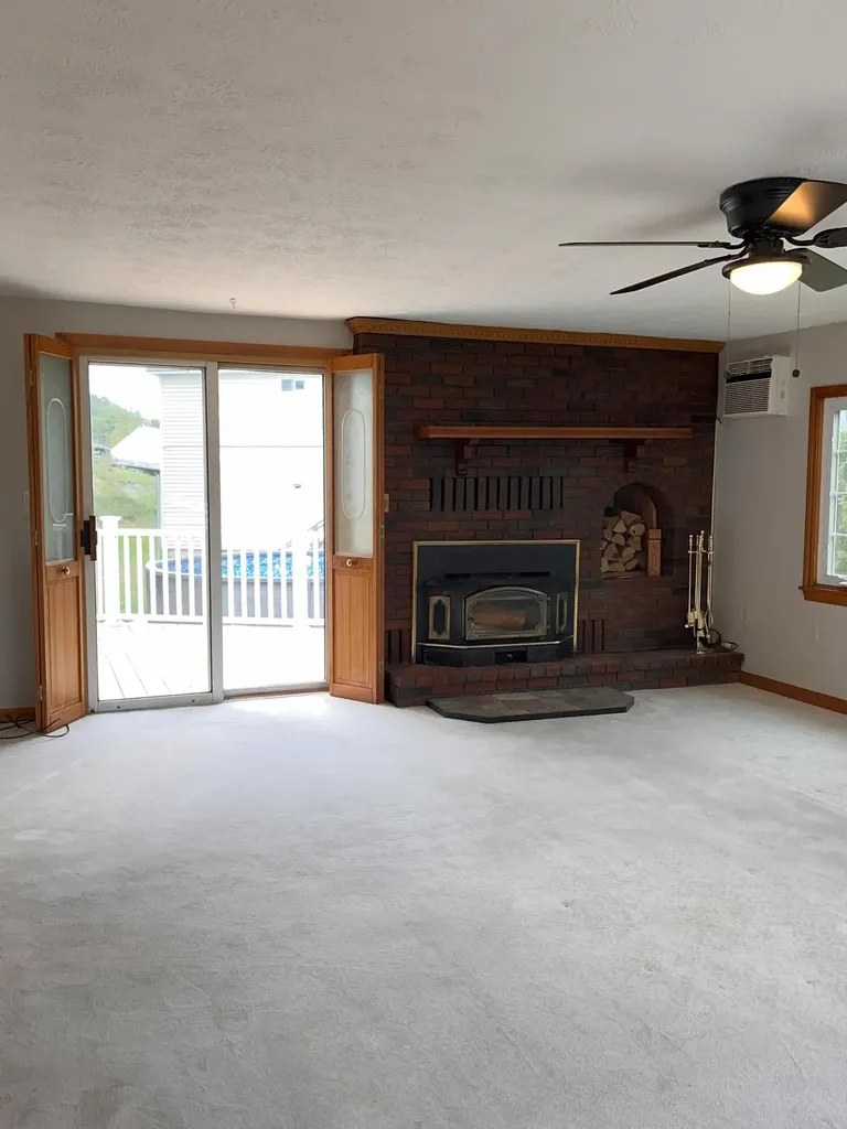 17 Irwin Street Lewiston ME 04240