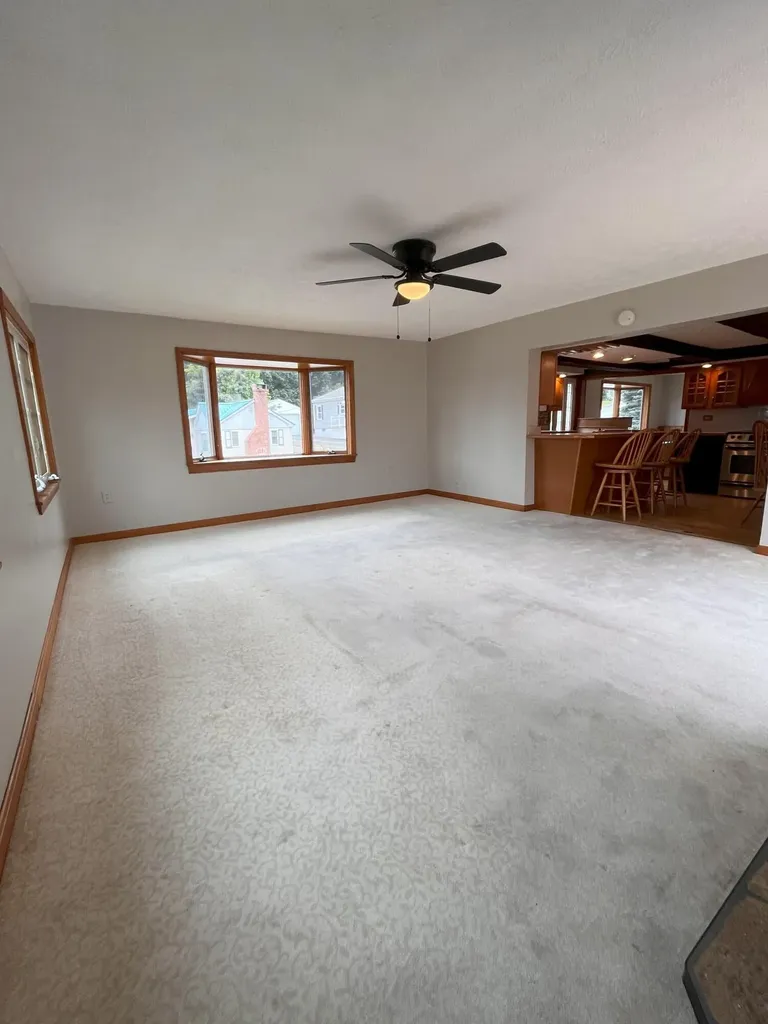 17 Irwin Street Lewiston ME 04240