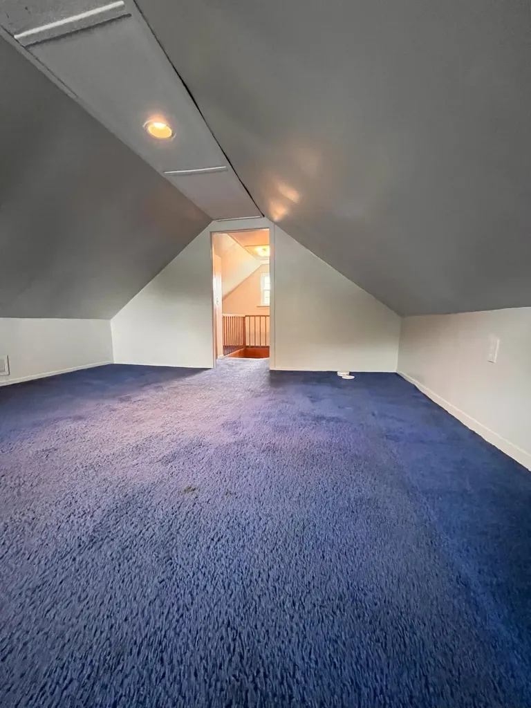 17 Irwin Street Lewiston ME 04240