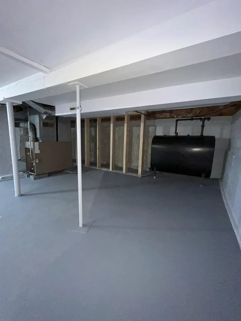 17 Irwin Street Lewiston ME 04240