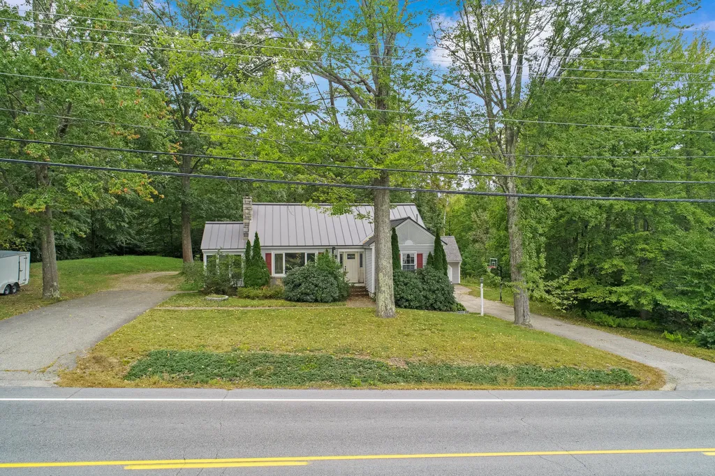 179 School Street Berwick ME 03901