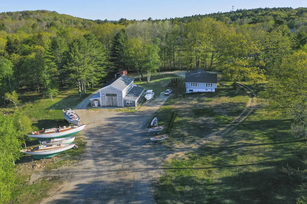 845 Atlantic Highway Northport ME 04849
