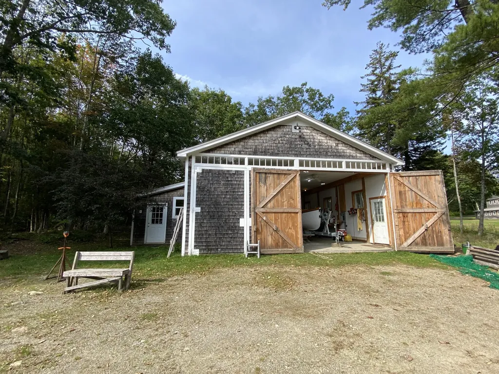 845 Atlantic Highway Northport ME 04849