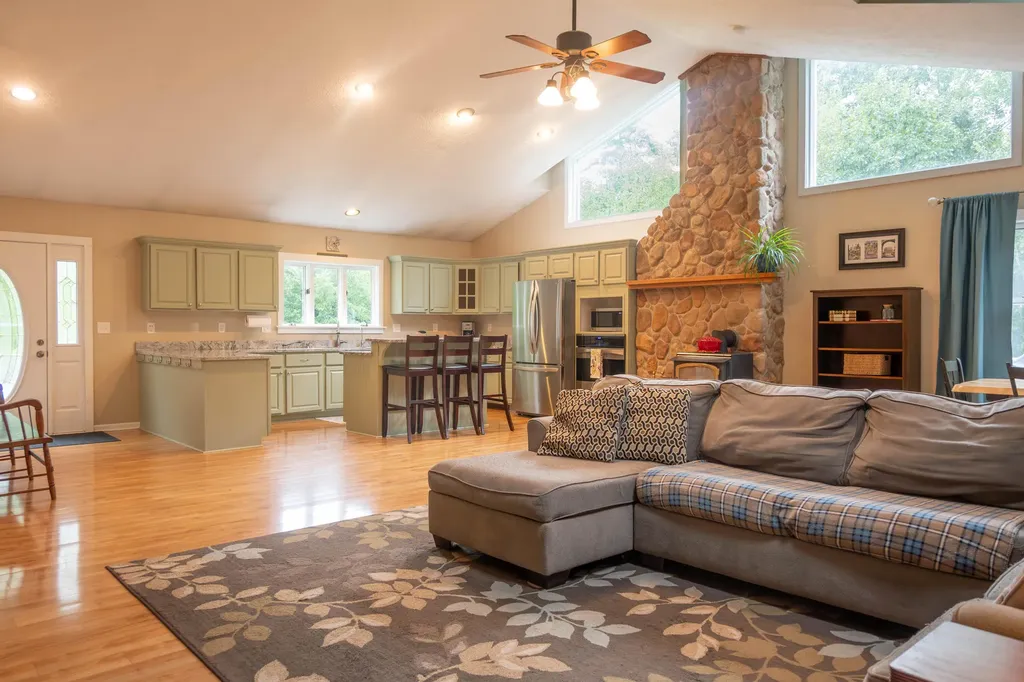 33 Laflamme Lane Arundel ME 04046
