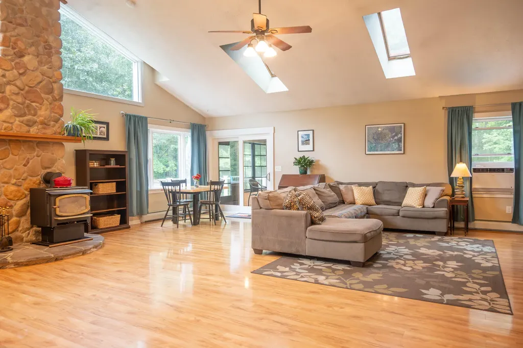33 Laflamme Lane Arundel ME 04046