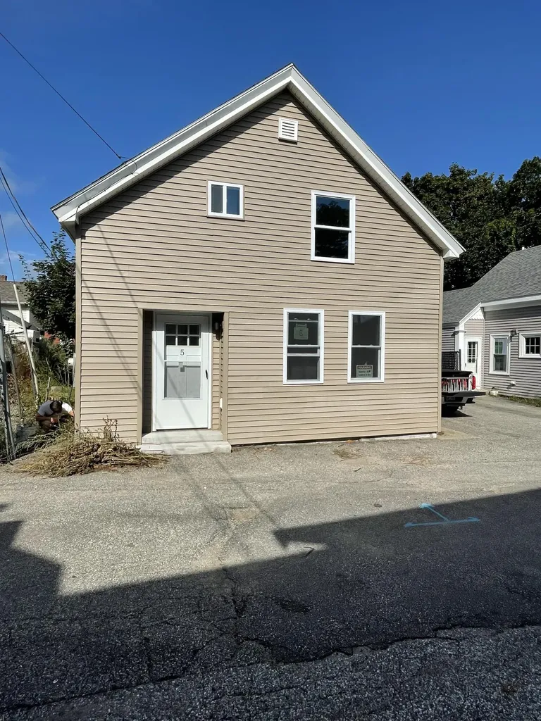 5 Williams Court Biddeford ME 04005