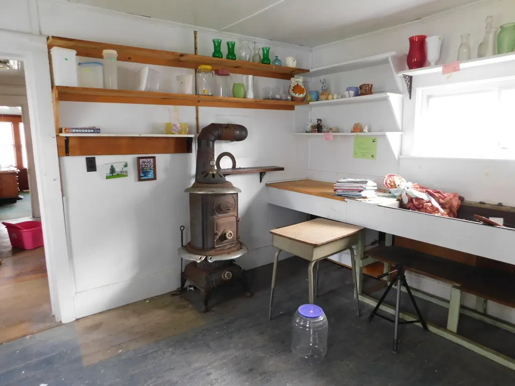 34 Commercial Street Hartland ME 04943