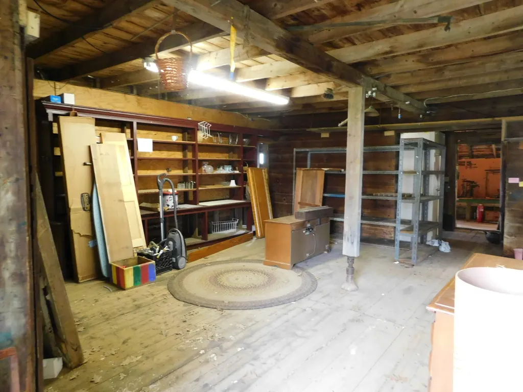 34 Commercial Street Hartland ME 04943