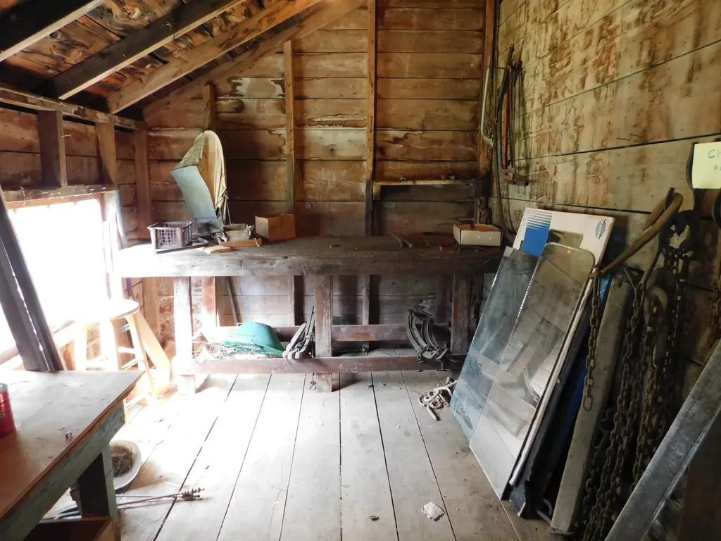 34 Commercial Street Hartland ME 04943