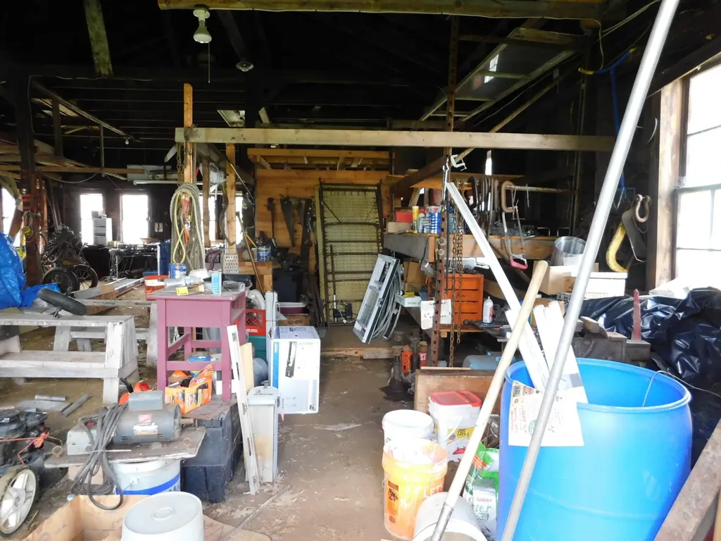34 Commercial Street Hartland ME 04943