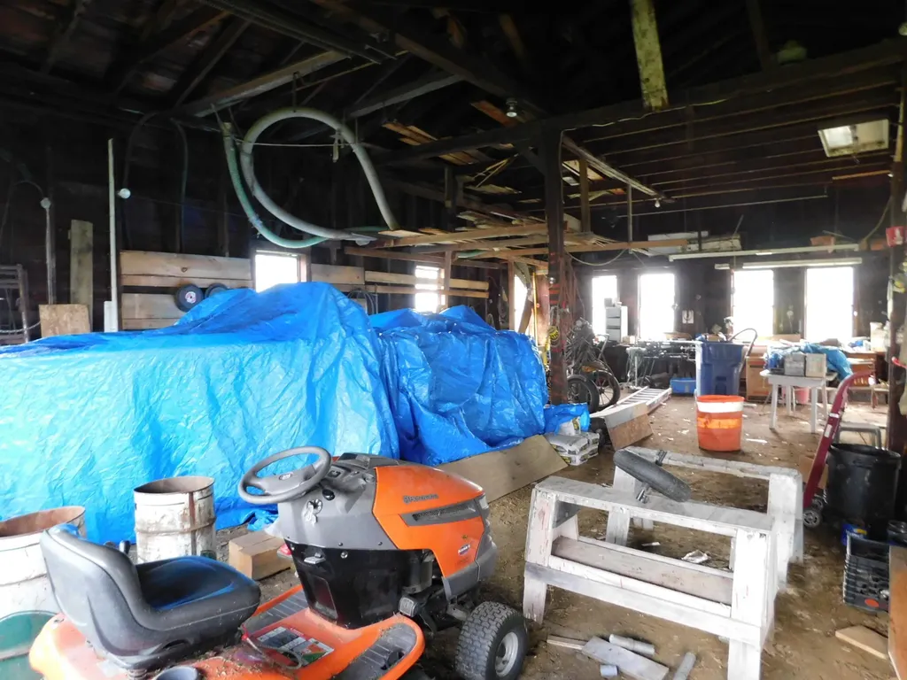 34 Commercial Street Hartland ME 04943