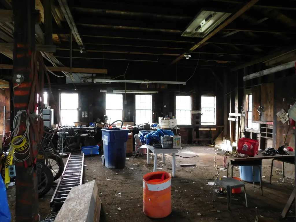 34 Commercial Street Hartland ME 04943