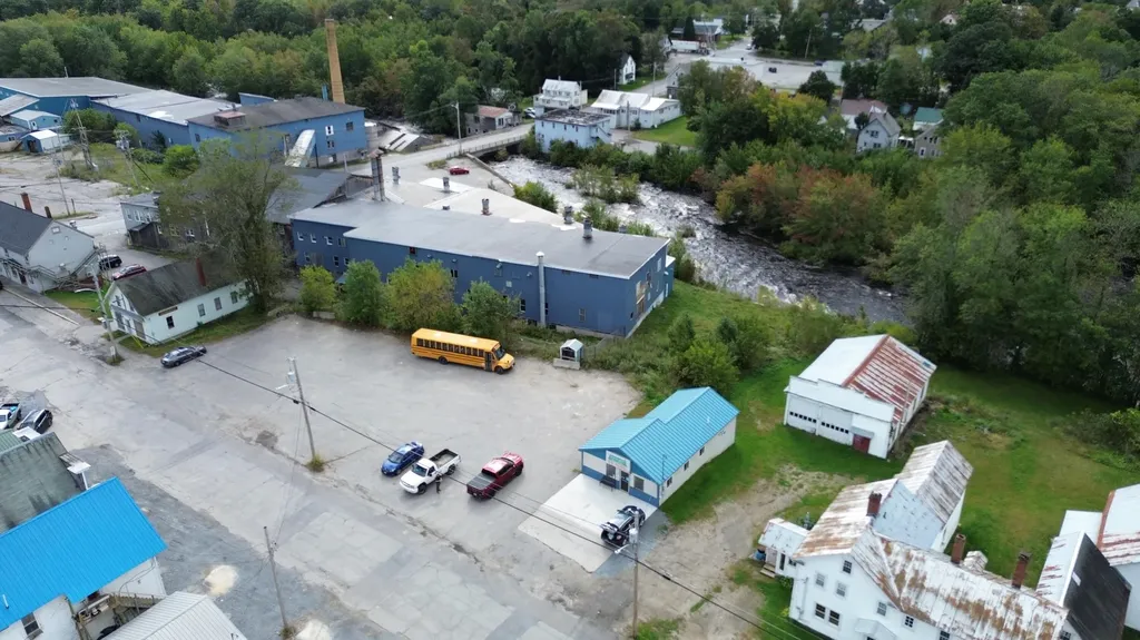 34 Commercial Street Hartland ME 04943