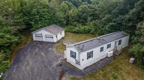 688 Wiscasset Road Pittston ME 04345