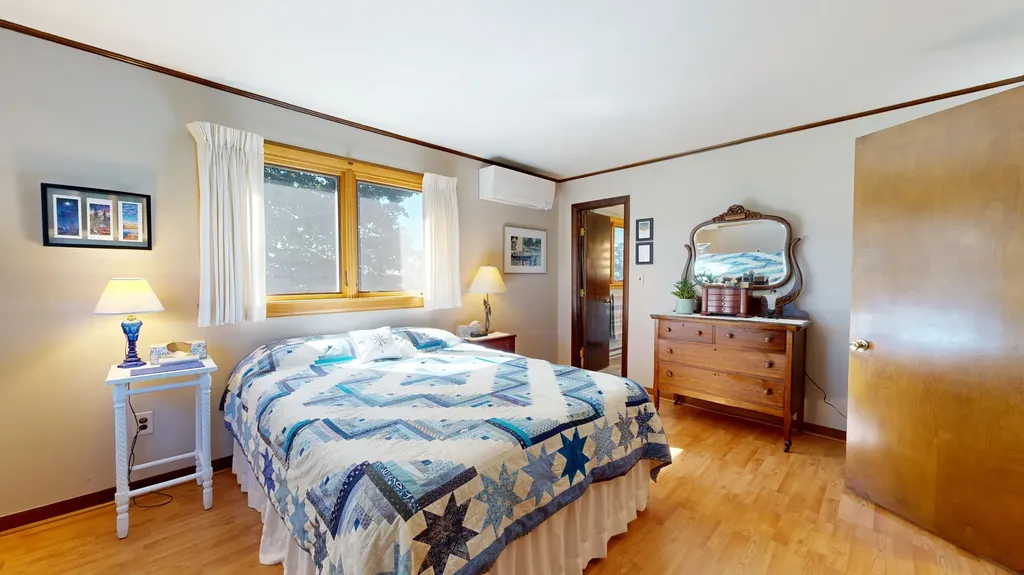 78 Fluker Street Thomaston ME 04861