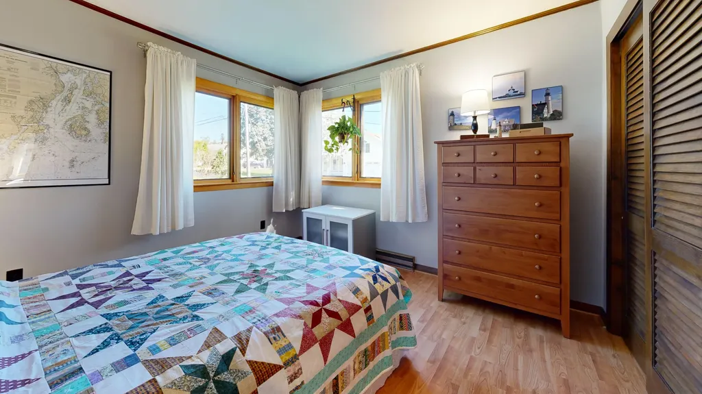 78 Fluker Street Thomaston ME 04861
