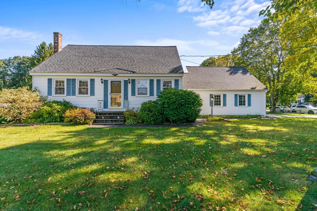 262 Black Point Road Scarborough ME 04074