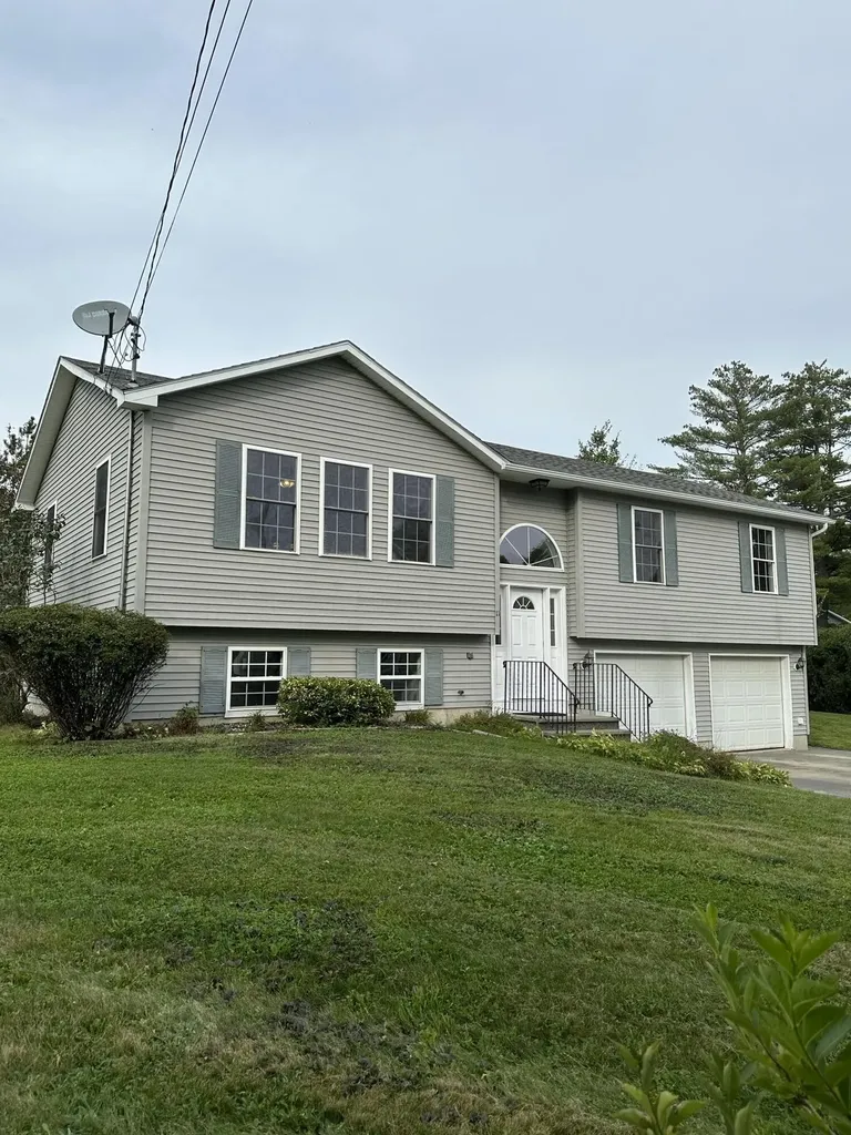 11 Alder Lane Bangor ME 04401