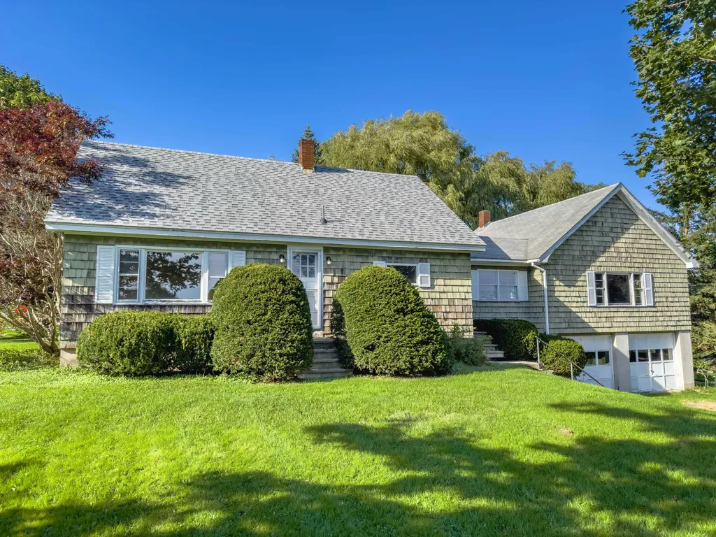 30 Fish Street Thomaston ME 04861