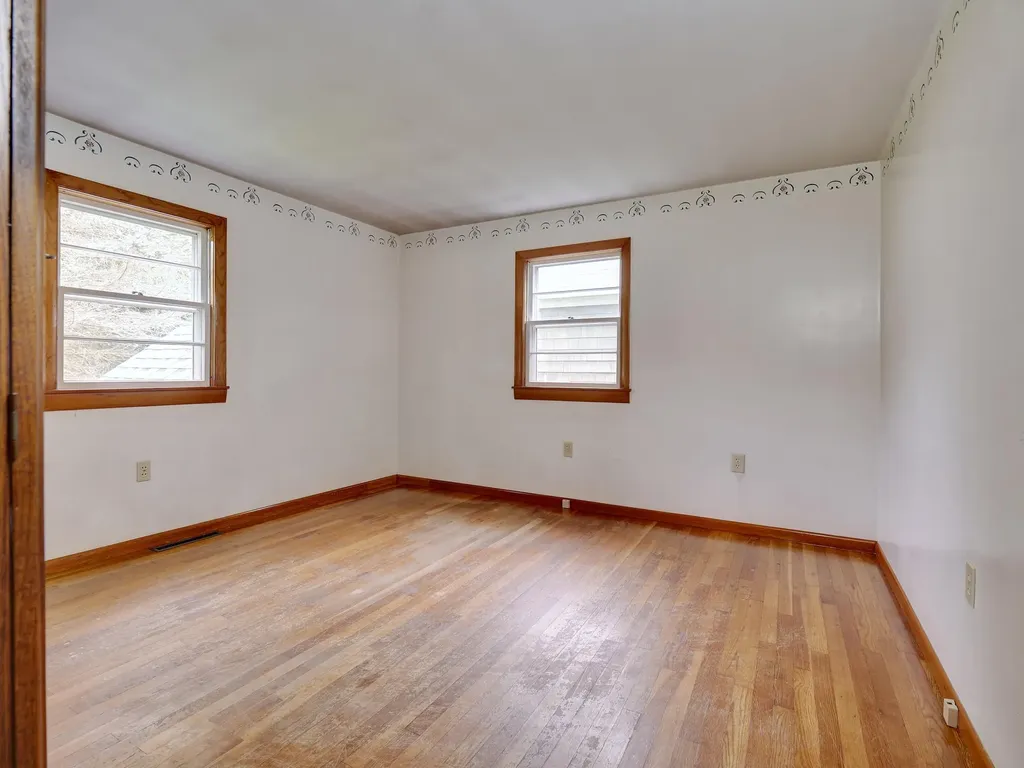 30 Fish Street Thomaston ME 04861