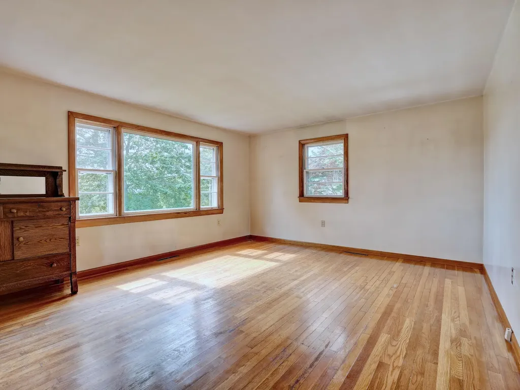 30 Fish Street Thomaston ME 04861