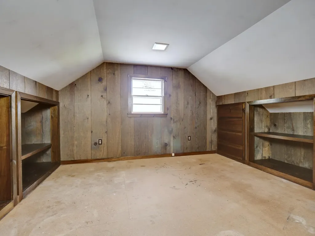 30 Fish Street Thomaston ME 04861