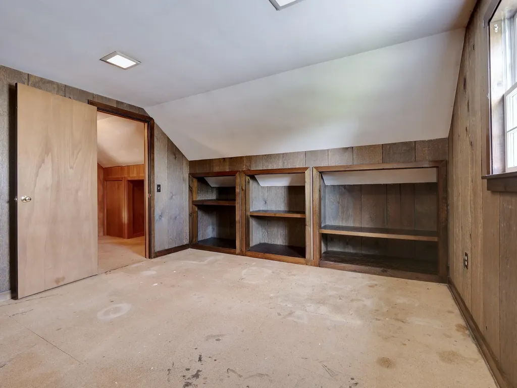 30 Fish Street Thomaston ME 04861