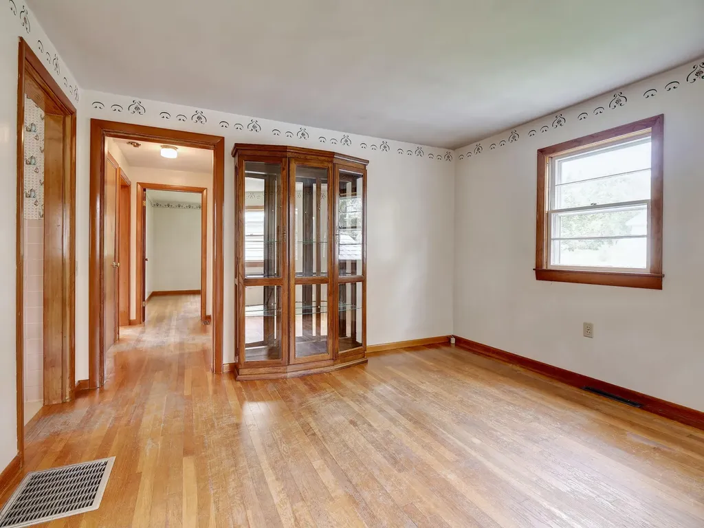 30 Fish Street Thomaston ME 04861