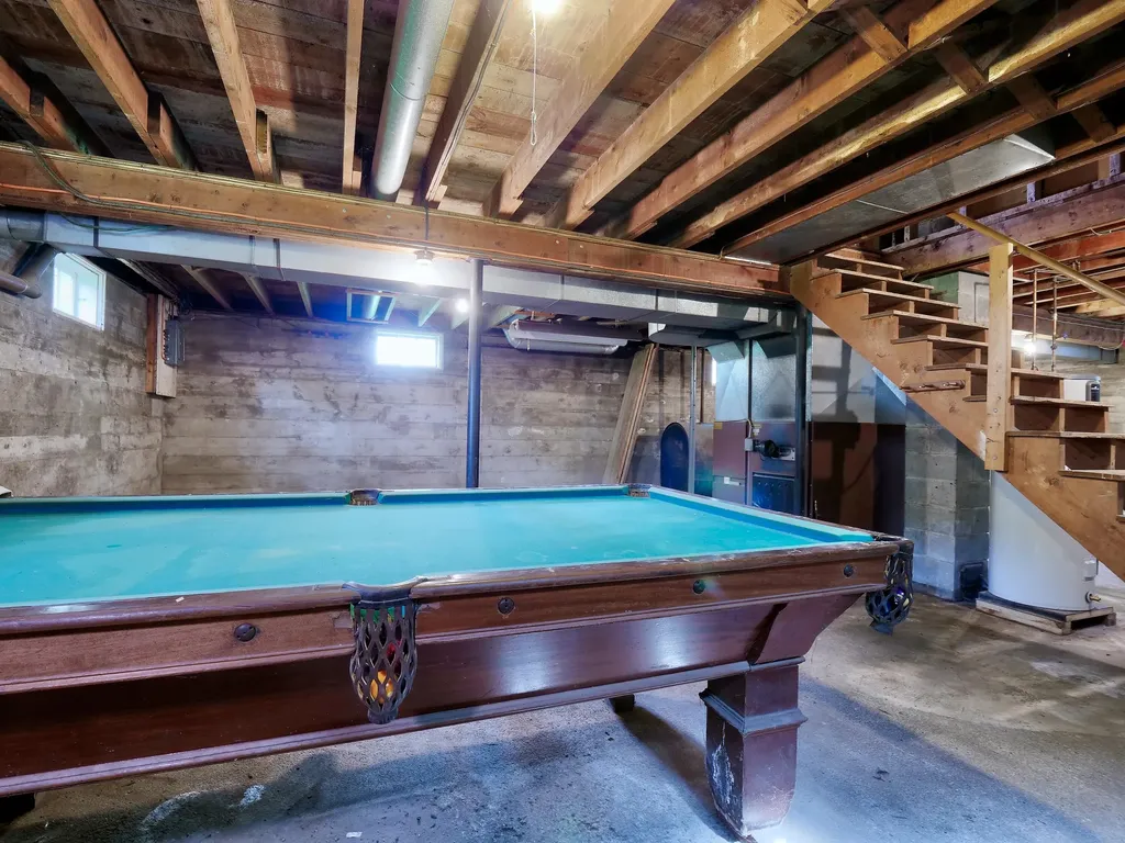 30 Fish Street Thomaston ME 04861