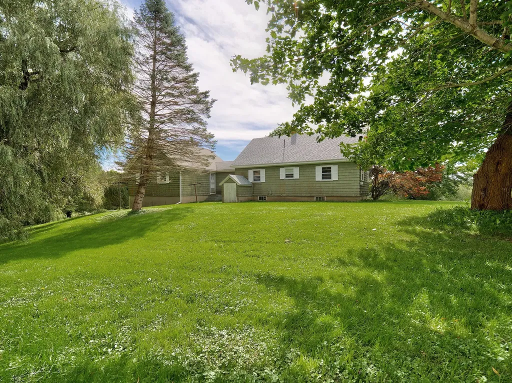 30 Fish Street Thomaston ME 04861