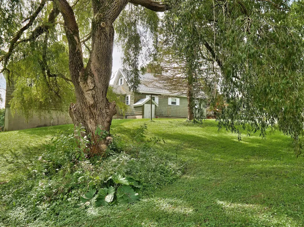 30 Fish Street Thomaston ME 04861