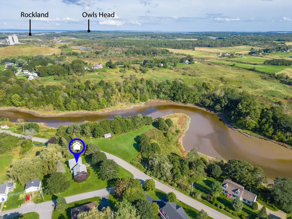 30 Fish Street Thomaston ME 04861