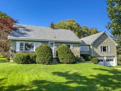 30 Fish Street Thomaston ME 04861