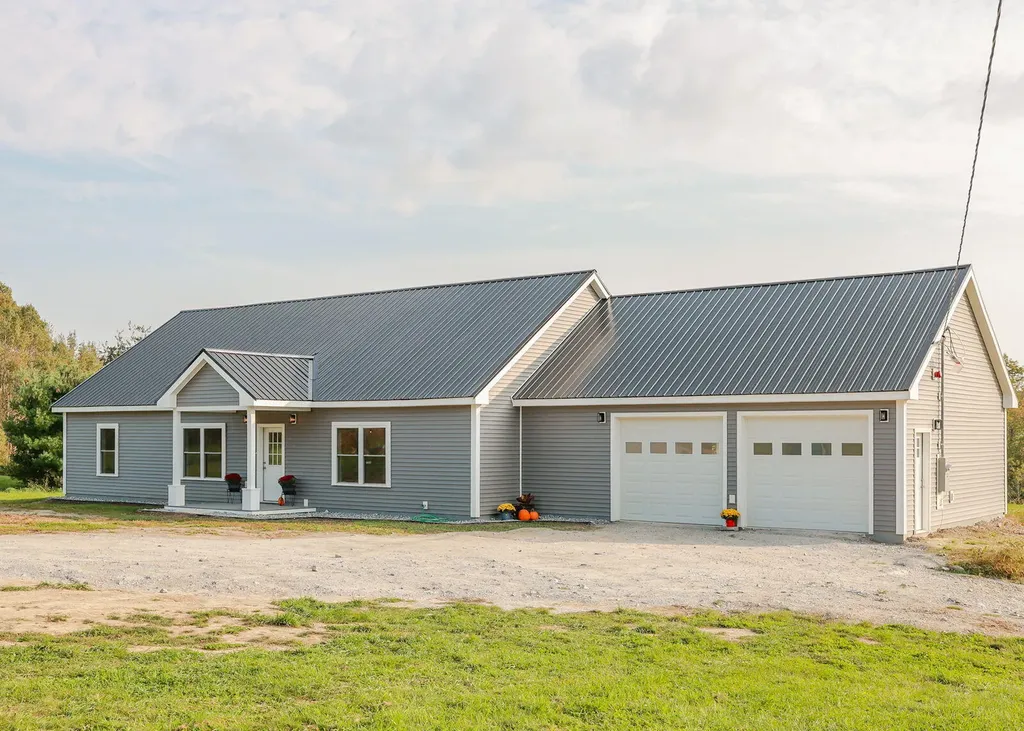 36 Ross Avenue Thomaston ME 04861