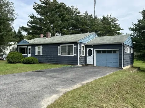 5 Pond Road Lewiston ME 04240