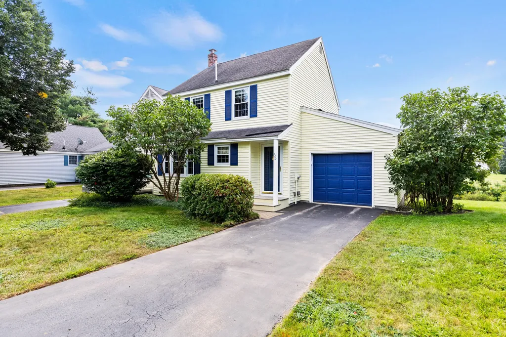 33 Summit Circle Westbrook ME 04092