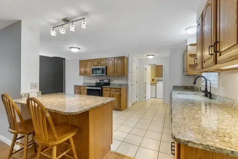 24 Sunwood Drive Buxton ME 04093