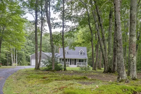 24 Sunwood Drive Buxton ME 04093