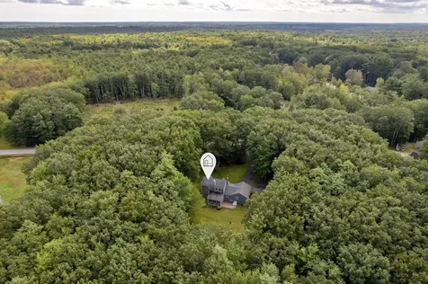 24 Sunwood Drive Buxton ME 04093