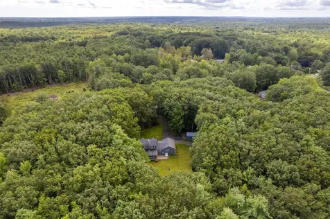 24 Sunwood Drive Buxton ME 04093