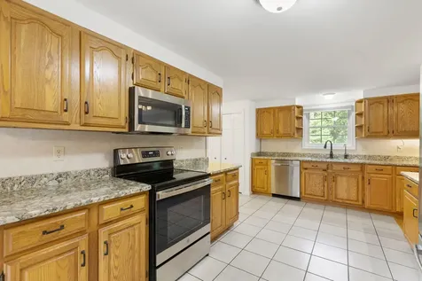 24 Sunwood Drive Buxton ME 04093