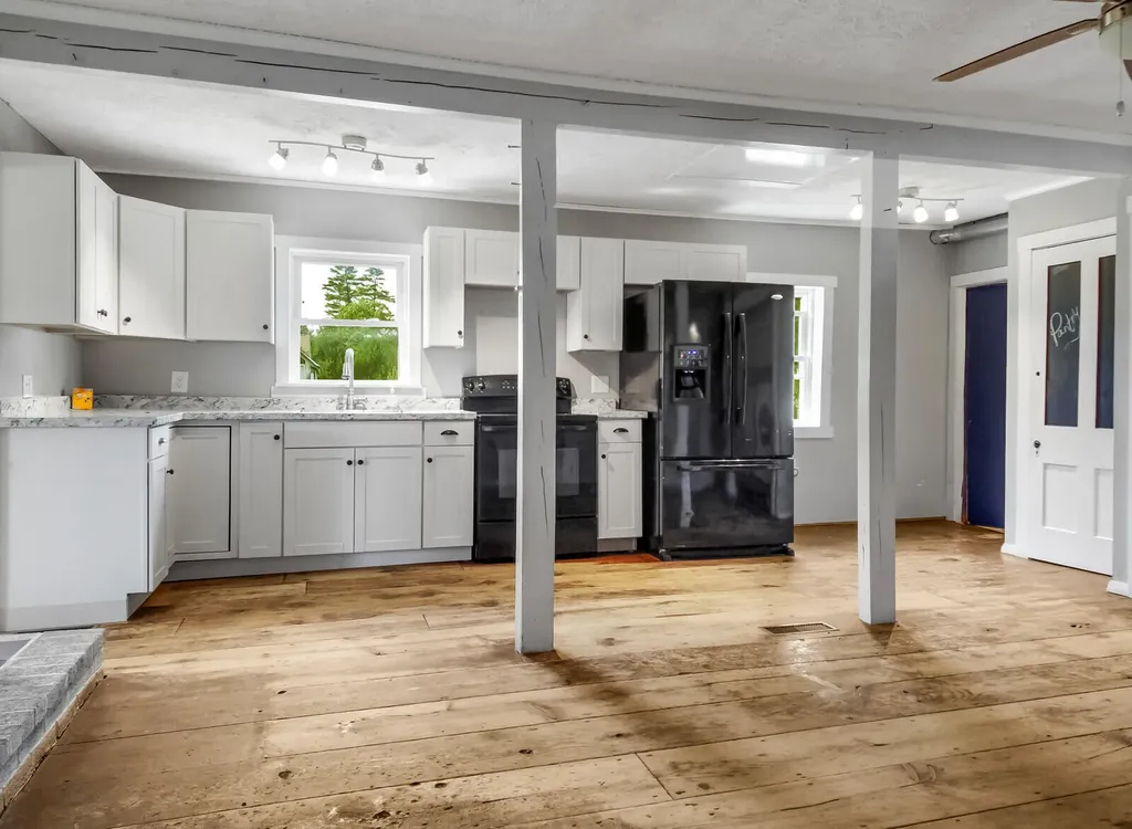 658 Leighton Road Augusta ME 04330